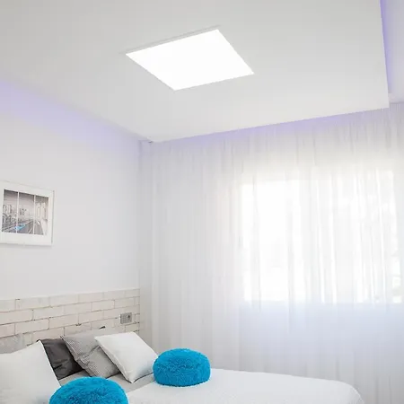 Luxury 100 Sq.m. Sea View Apartment Benalmadena