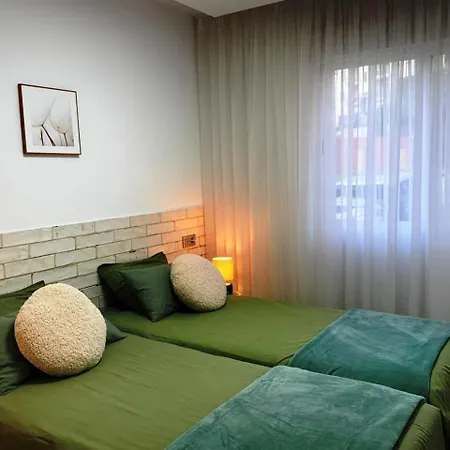 Luxury 100 Sq.m. Sea View Apartamento *